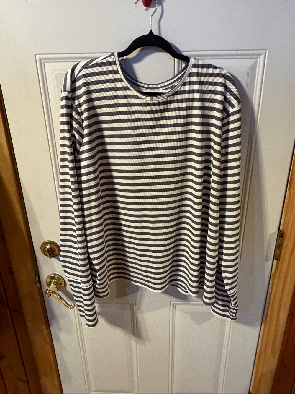 STYLUS Black and White Striped Long Sleeve Top